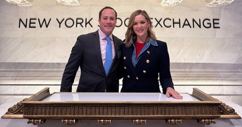 Gavy Friedson Personal Background and Early Life