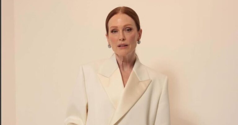 Julianne Moore Height, Age, Net Worth, Husband, Career and Biography