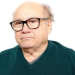 Danny DeVito Height, Age, Net Worth, Wife, Family, Career and Biography